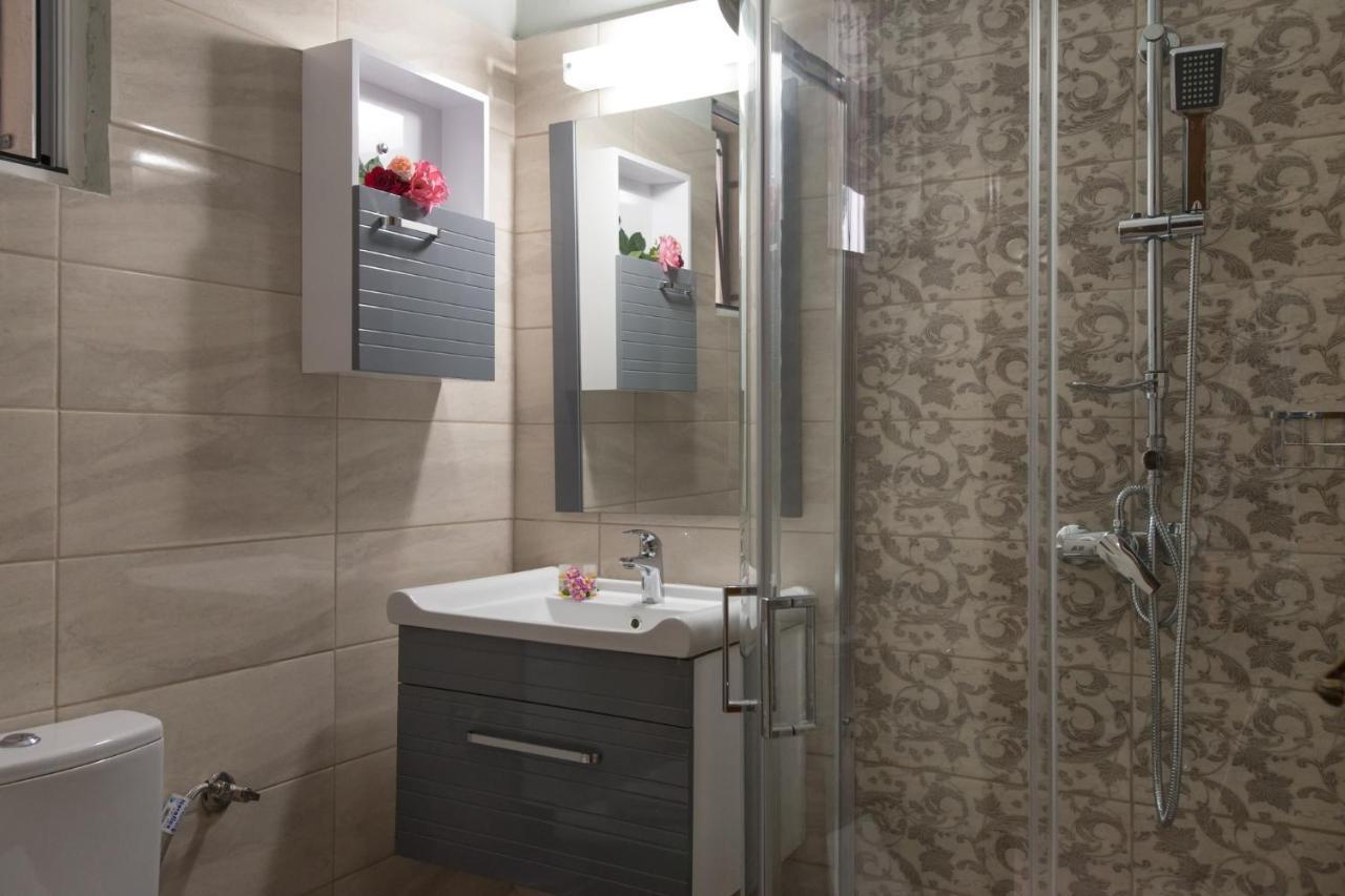 Eleni Apartments 로다 외부 사진