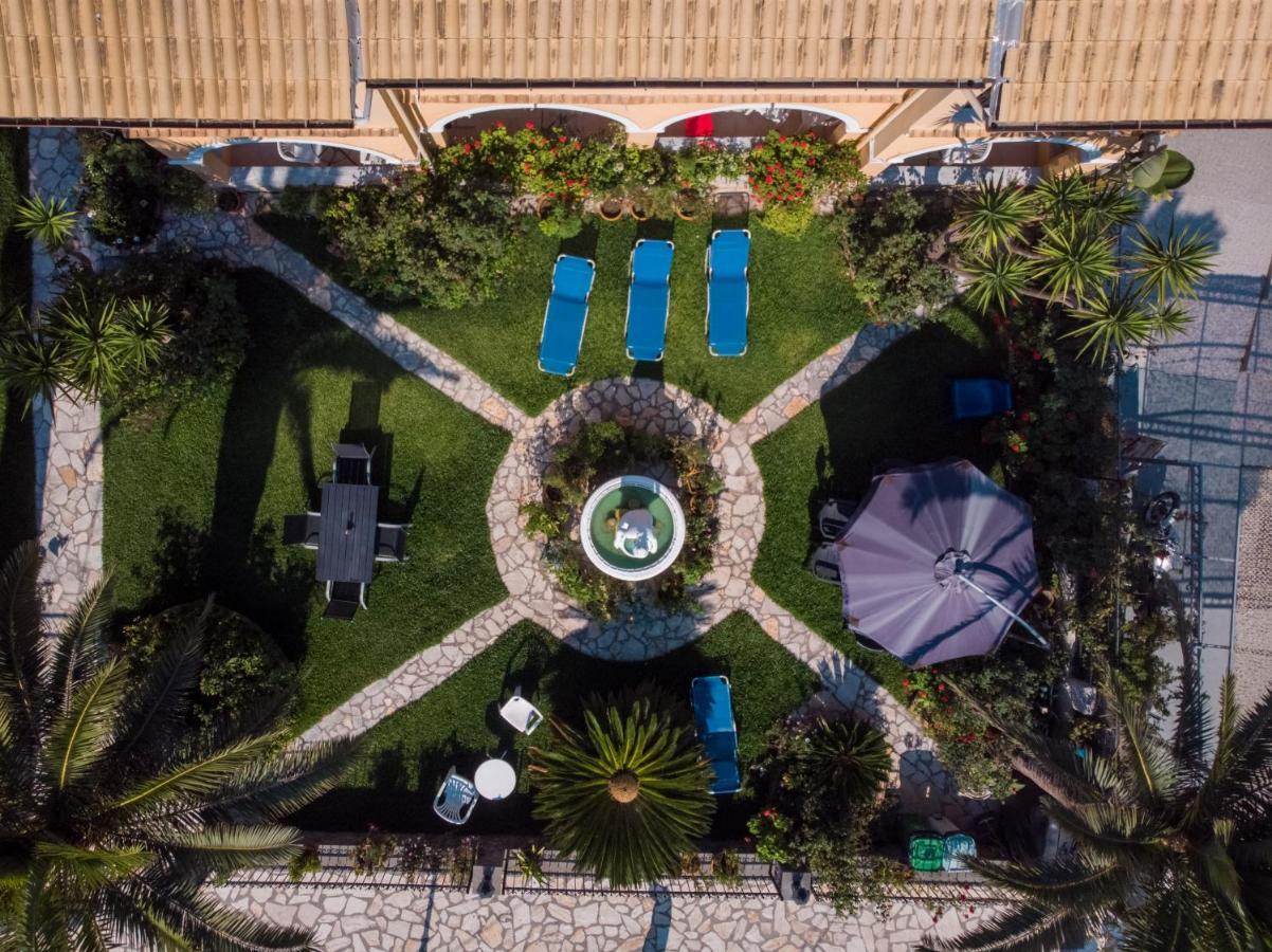 Eleni Apartments 로다 외부 사진